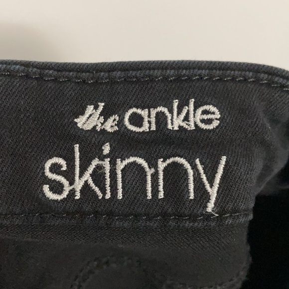 7 For All Mankind B(Air) Ankle Skinny Black Jeans - Picture 9 of 11